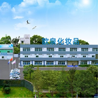 化妝品廠家:把握高端化妝品代加工新機(jī)遇！